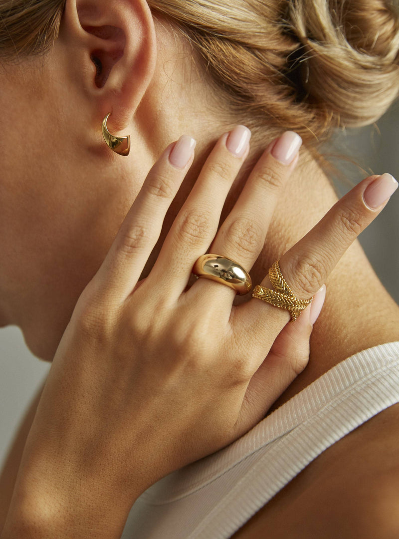 LUCINA HERRINGBONE RING