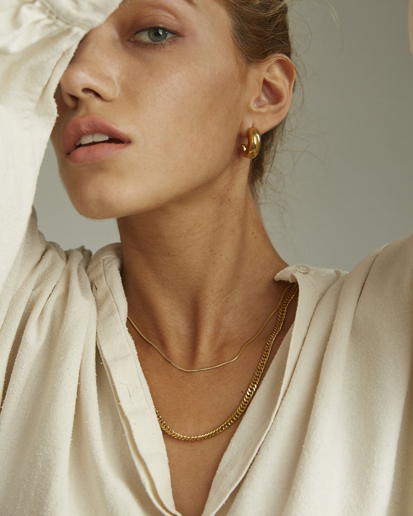 REILY FACETED CURB NECKLACE