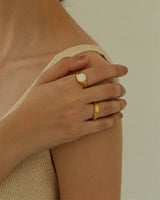 NALLA RIBBED BAND RING