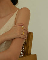 NALLA RIBBED BAND RING