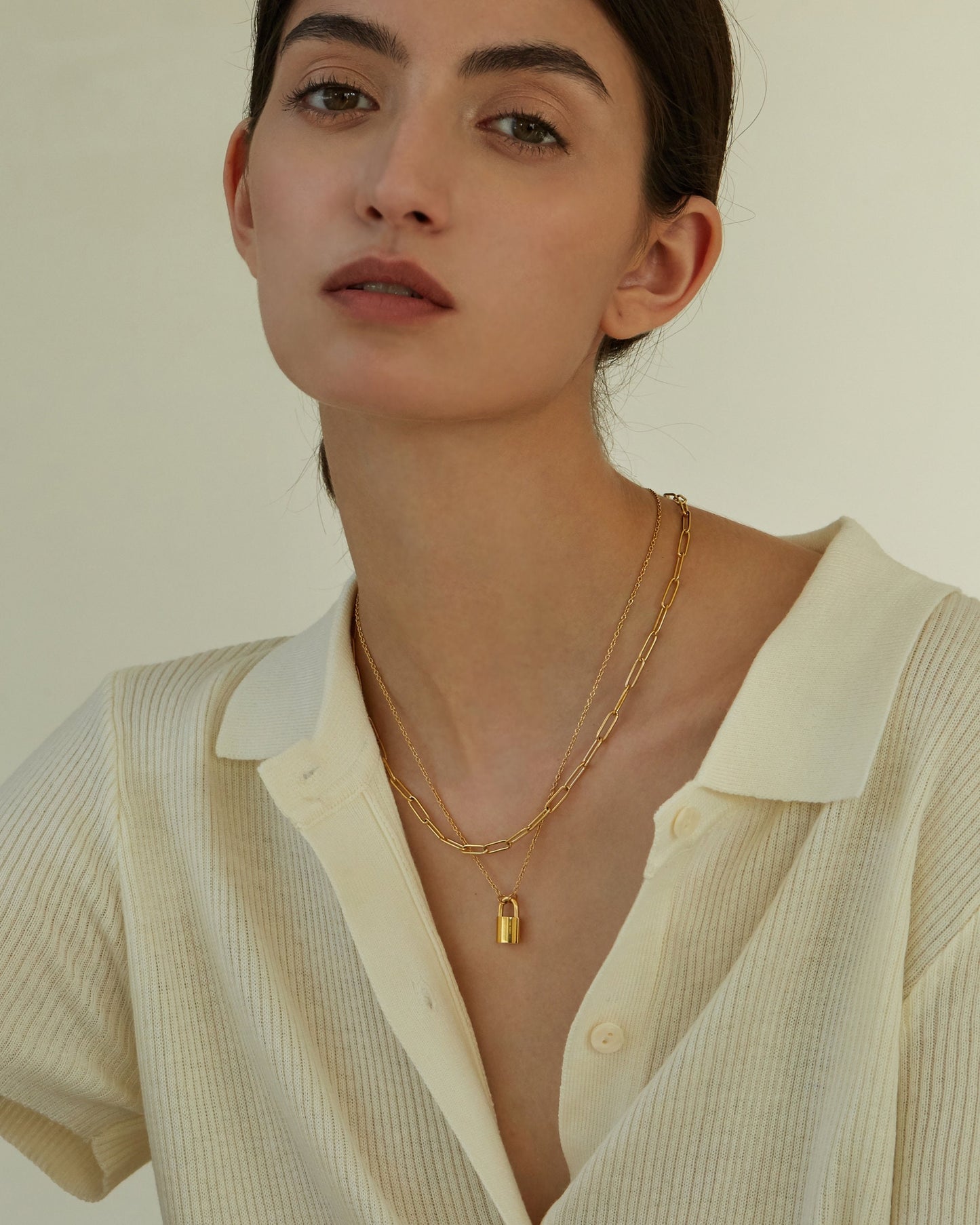 NYRIE PADLOCK PENDANT NECKLACE