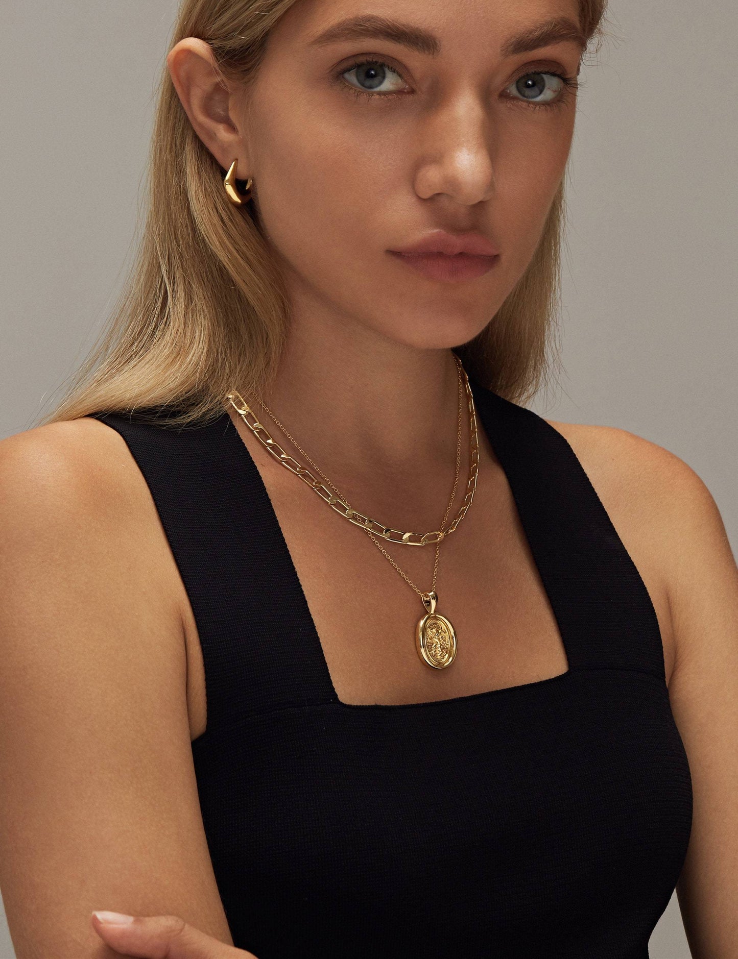 NOOMI CURB CHAIN NECKLACE
