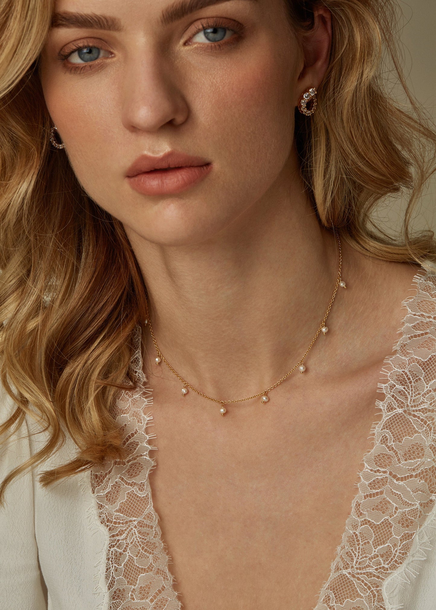 DORRA BEADED PEARL NECKLACE