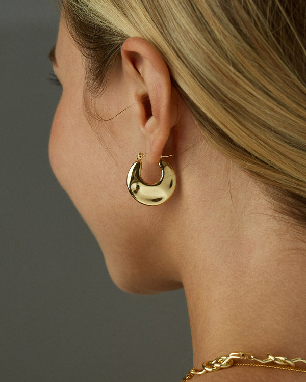 MAHA TEXTURED HOOP EARRINGS