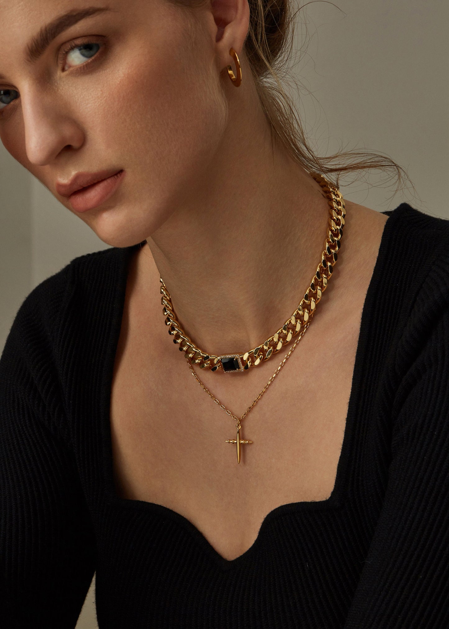 JALISA CROSS PENDANT NECKLACE