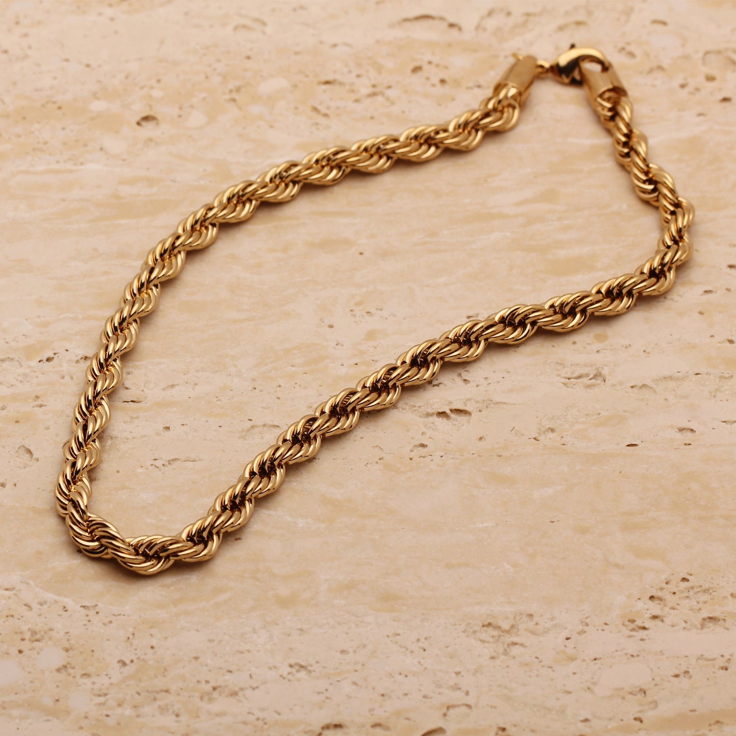 OMARA ROPE NECKLACE